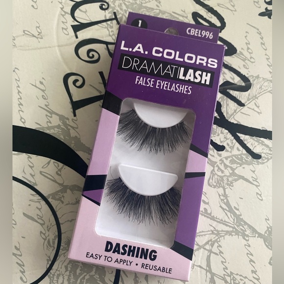 False Lashes Bundle - Picture 4 of 6